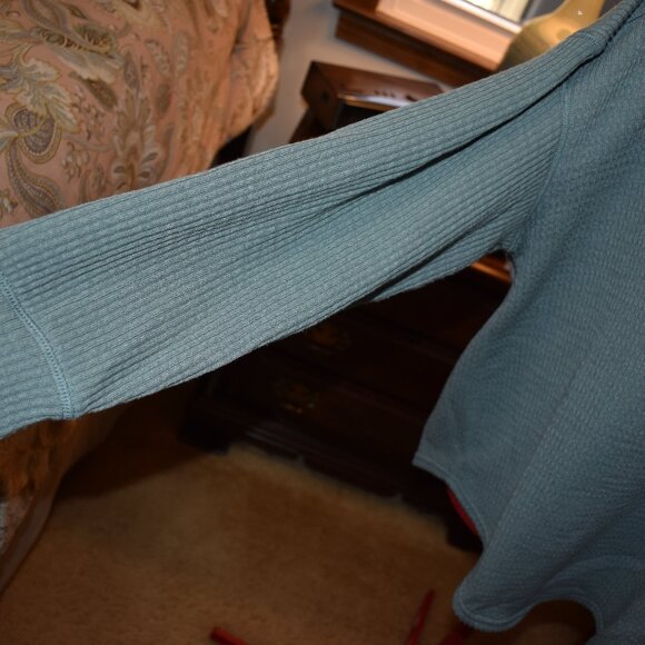 top - Picture 3 of 6